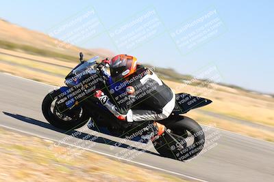 media/Oct-15-2023-TrackXperience (Sun) [[85198ff50b]]/Group 2/session 4 turn 3/